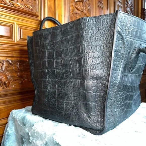 CELINE PHANTOM HANDBAG CROCODILE EMBOSSED LEATHER - Picture 15 of 15